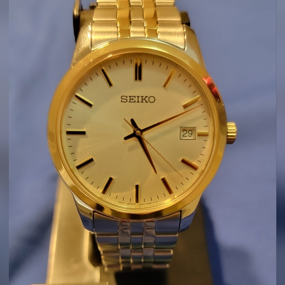 Seiko Datejust men's 2-tone quartz watch - Picture 1 of 7